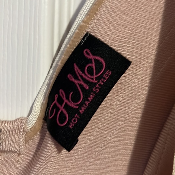 HOT MIAMI STYLES BANDEU DRESS - Picture 4 of 10